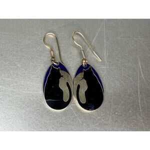 Discovery VTG Black Cat Dangle earrings w/ Black Cat Gold Moon Background